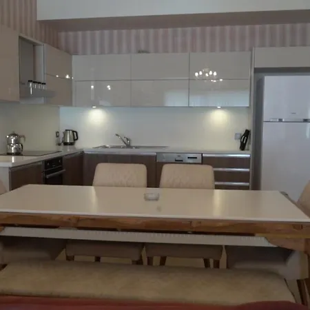 Venezia Mega Apartament *