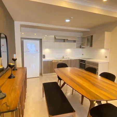 Apartament Venezia Mega *